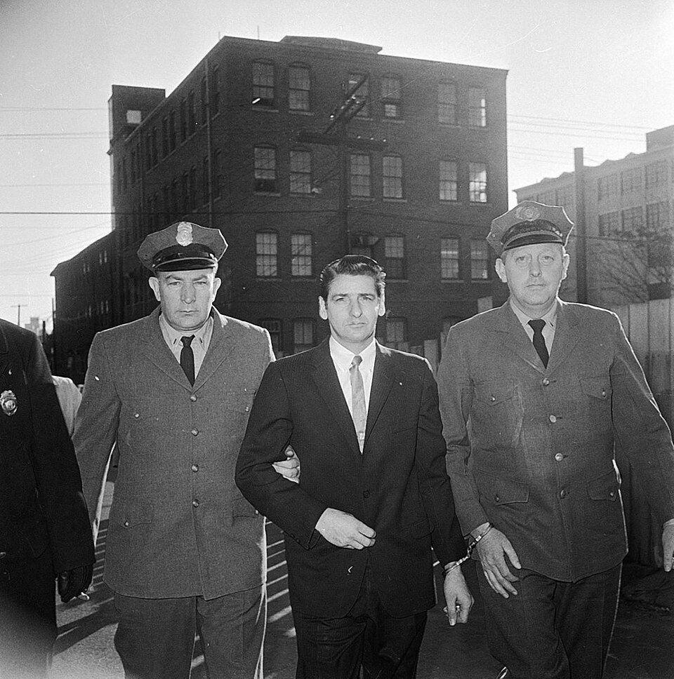 Albert DeSalvo, señalado como el Estrangulador de Boston, fotografiado tras su captura en 1967