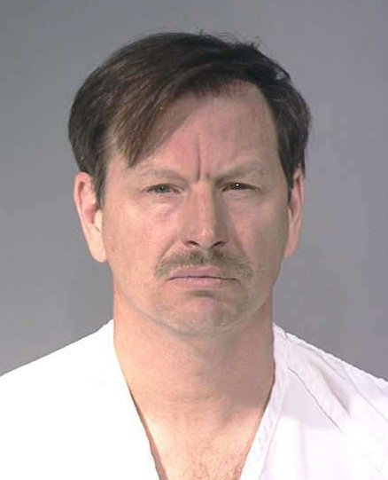 Fotografia policial (mugshot) de Gary Ridgway, el Asesino del Rio Green, 30 de noviembre de 2001